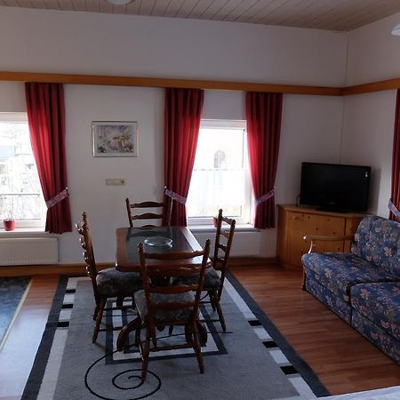 Hôtel Gasthof Zum Hochfelln à Bergen  Extérieur photo