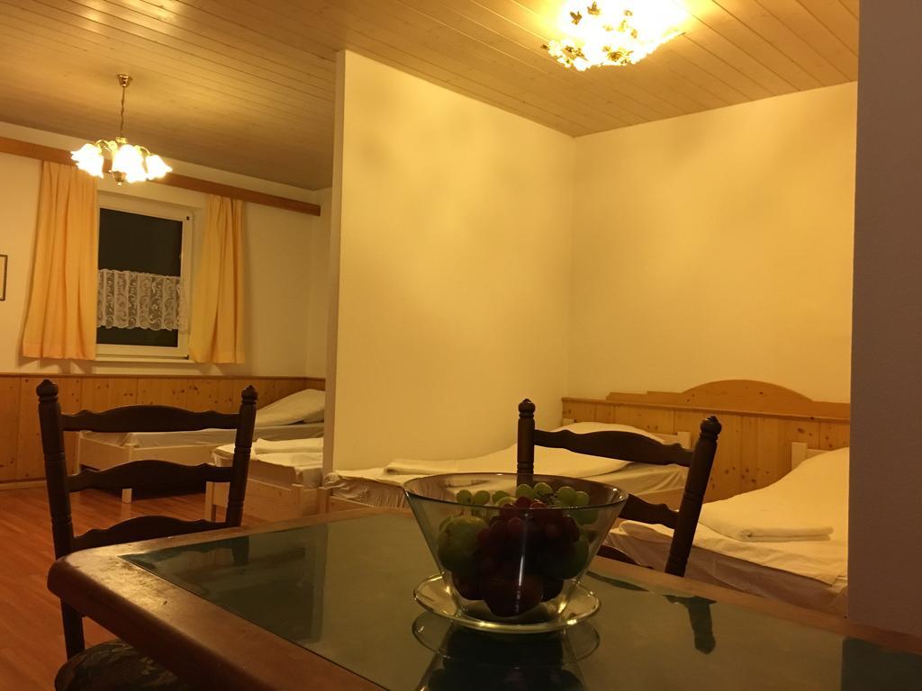 Hôtel Gasthof Zum Hochfelln à Bergen  Extérieur photo