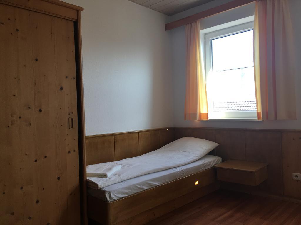 Hôtel Gasthof Zum Hochfelln à Bergen  Extérieur photo