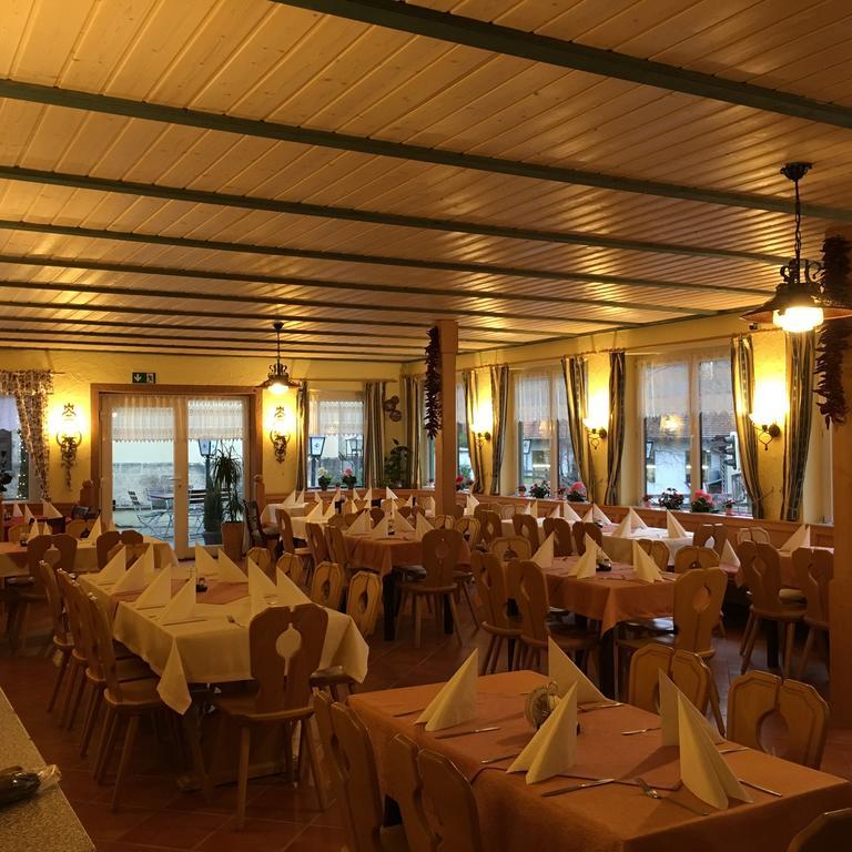Hôtel Gasthof Zum Hochfelln à Bergen  Extérieur photo